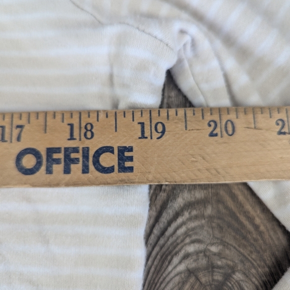 The Company Store 2-piece Pajama Set Size Small One Stain On Leg - Picture 14 of 15